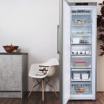 ARISTON HOTPOINT UH8 F1C X 1 Inoxidable – Congelador Vertical NoFrost