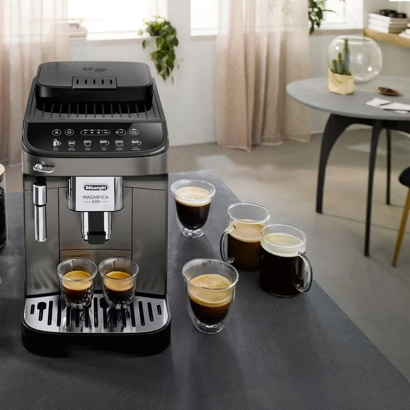 DeLonghi Magnifica Evo Cafetera Superautomática con Molinillo 15 Bares Titanio/Negro