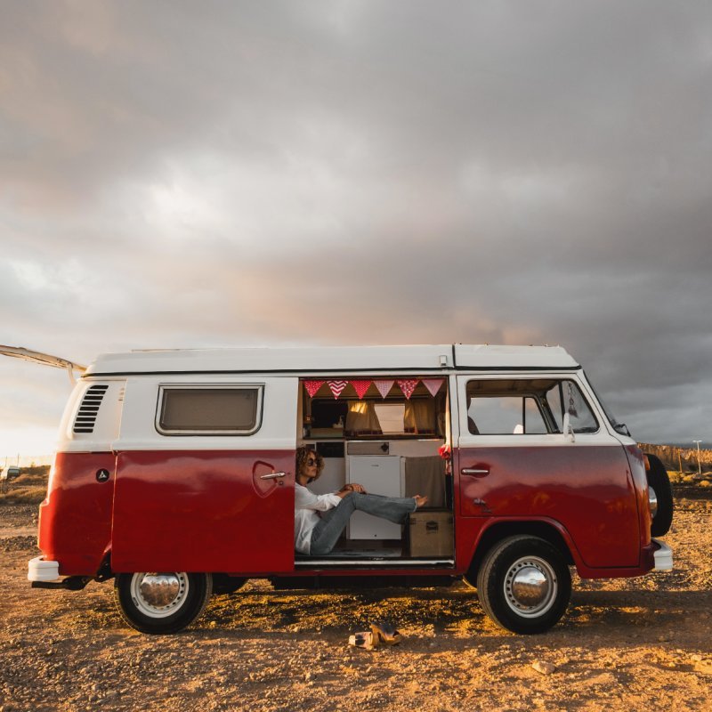 Universal Blue Zeya 6030W Frigorífico Mini 88L con Conexión 12V Blanco